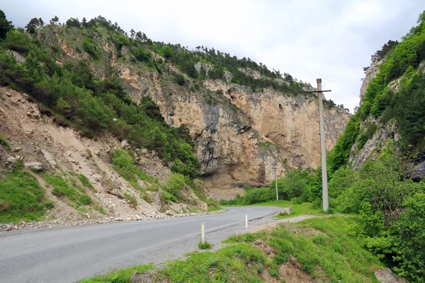 Strada in montagna — Foto Stock