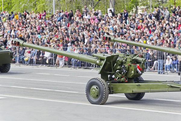 Russian military transport at the parade on annual Victory Day — Stock Photo, Image
