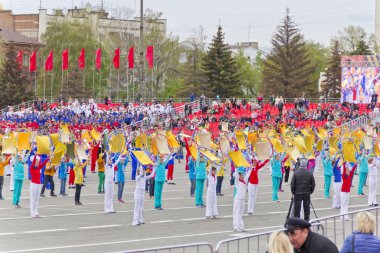 Yıllık zafer günü onuruna çocuk eğlence