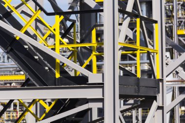 Rafineri kulenin endüstriyel doku