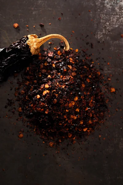 Smoked jalapeno flakes — Stock Photo, Image