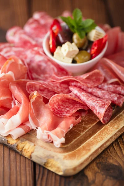 Meat antipasti Platter of Cured Meat,   jamon, olives, sausage, — Stock Photo, Image