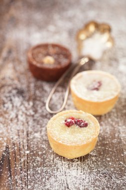 Çikolata koyu ve beyaz Mini Tartlets