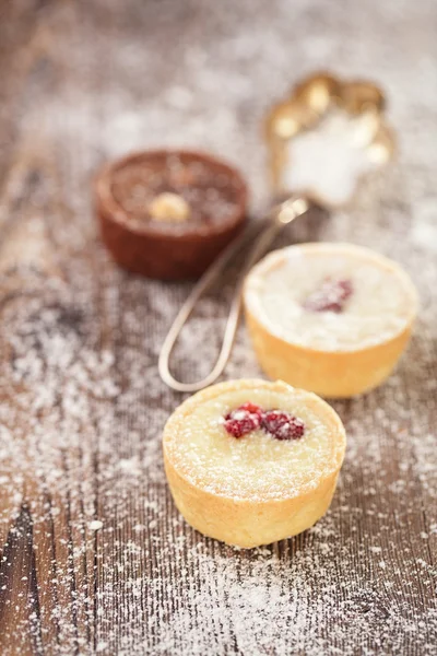 Chocolate dark and white Mini Tartlets — Stock Photo, Image