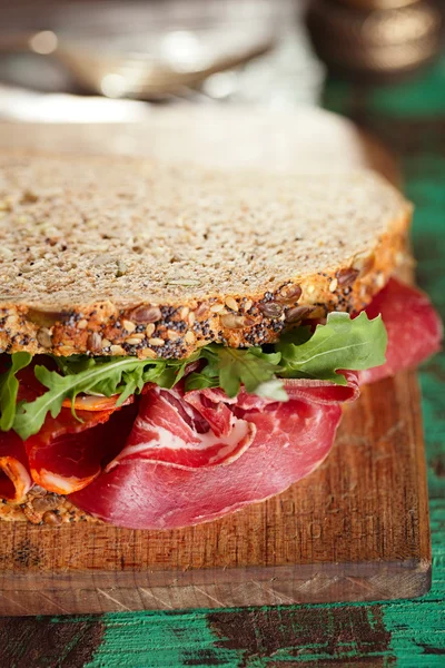 Cured meat sandwich — Stock Photo, Image