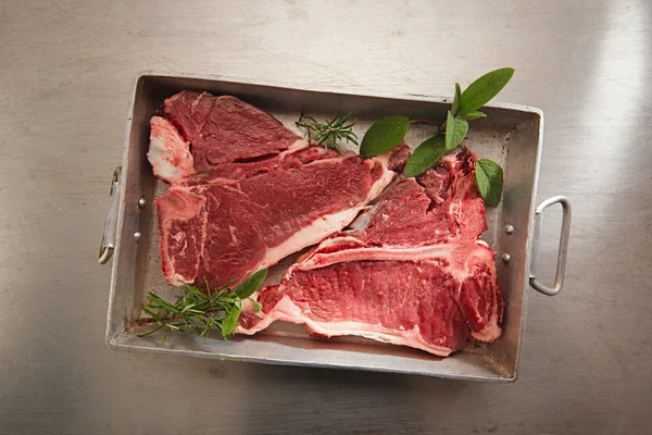 Bistec de res t-bone — Foto de Stock