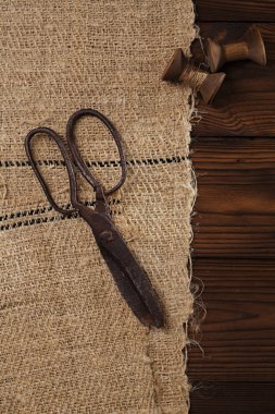 Biriktiricileri makasla gerçekten antika demir