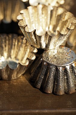 Vintage pişirme teneke ve kalıpları