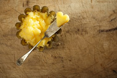 Ghee veya eritilmiş tereyağı