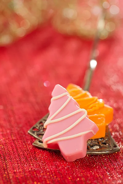 Růžové vánoční strom domácí sladkosti — Stock fotografie