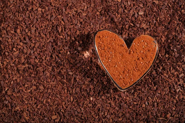 Cocoa  powder  dusted heart — Stock Photo, Image