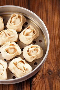 Manti yere kuzu ile