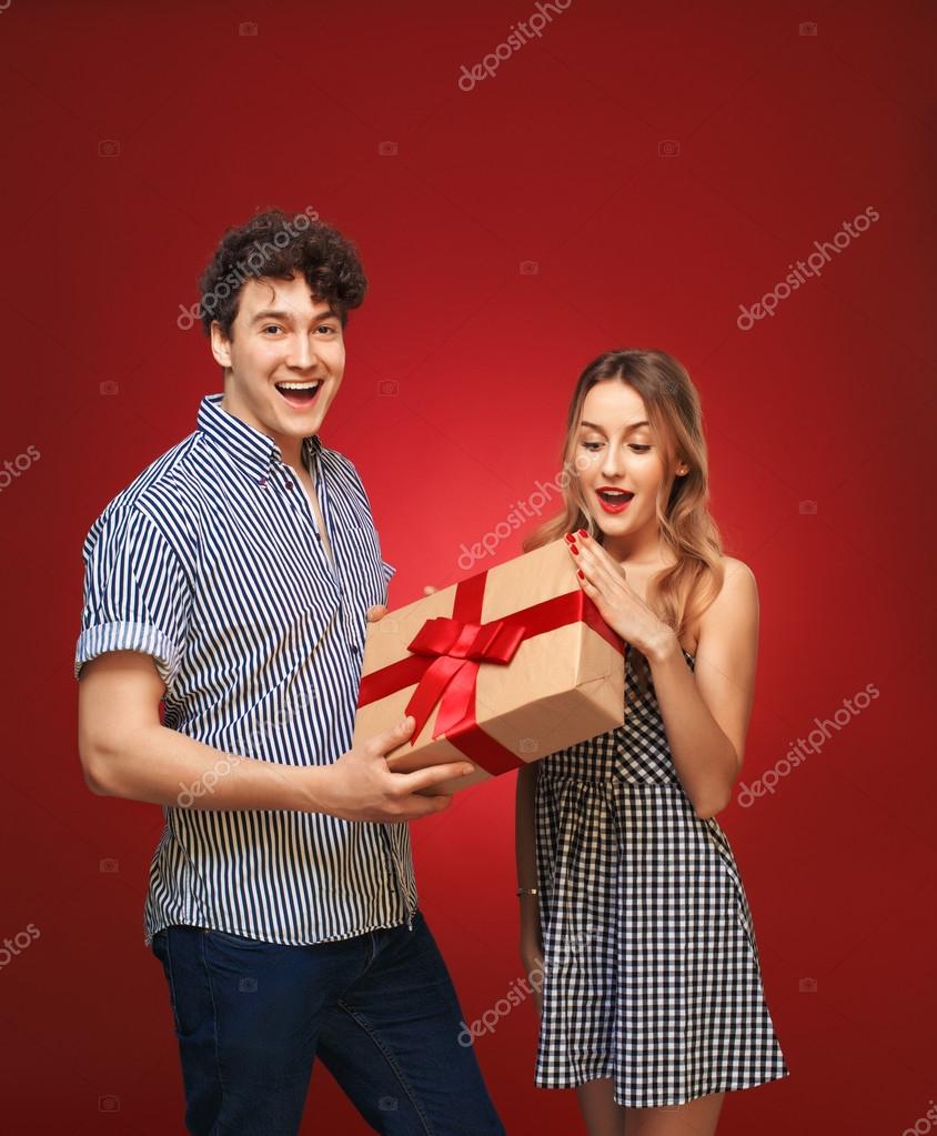 Pin en Giving Gifts