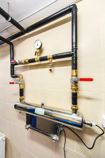 Sistema de tratamento de águas residuais local com display, sensores e eleger — Fotografia de Stock
