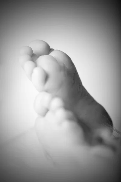 Nyfödda Detaljer selektiv fokus manliga baby — Stockfoto