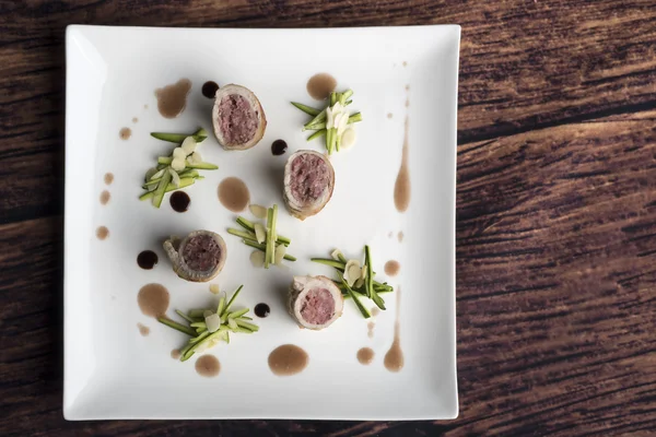 Hühner- und Schweinebällchen — Stockfoto