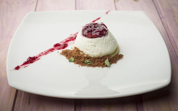 Dessert panna cotta Image En Vente