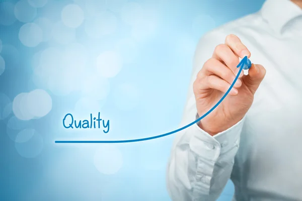 Manager planning om kwaliteit te verbeteren — Stockfoto