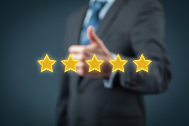 İşadamı ile şirket beş yıldız derecelendirme