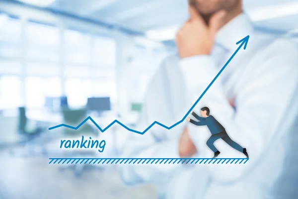 Geschäftsleute planen Ranking zu erhöhen — Stockfoto