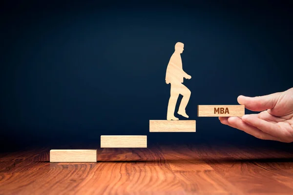 Zakenman Wil Groeien Mba Onderwijs Krijgen Hand Hand Met Laatste — Stockfoto