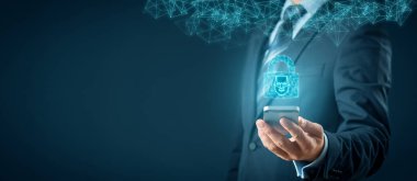 Akıllı telefon yüz tanıma ve kimlik (ID) kavramı. Çokgenli asma kilit, yüz tanımlama yoluyla akıllı telefonun kilidini açmanın bir metaforudur.