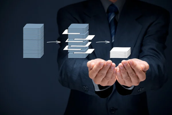 Veri madenciliği işlemi ve büyük veri analizi