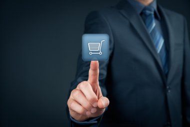 İşadamı alışveriş sepeti ile sanal e-shop düğmesini tıkladığında