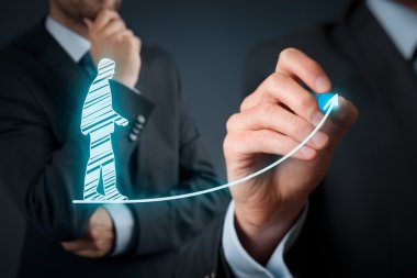 Koç onun büyüme ile çalışan yardımcı olur.