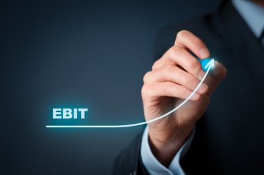 İşadamı VFÖK büyüyen ile grafik çizmek