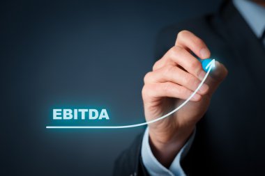 İşadamı FAVÖK büyüyen ile grafik çizmek