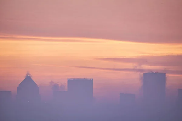 Эпический Восход Солнца Над Горизонтом Лондона Потрясающими Образованиями Неба Над — стоковое фото
