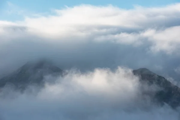 Epicki Obraz Krajobrazu Patrząc Przez Derwentwater Lake District Kierunku Catbells — Zdjęcie stockowe