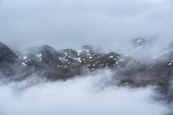 Ohromující Zimní Krajina Obraz Pohled Side Pike Směrem Langdale Kopí — Stock fotografie