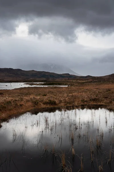 Episch Landschapsbeeld Van Loch Rannoch Moor Schotse Hooglanden Een Winterochtend — Stockfoto