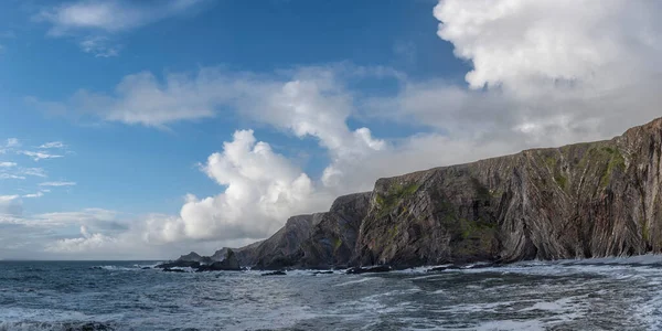 Hermosa Imagen Paisaje Hartland Quay Devon Inglaterra Durinbg Moody Puesta —  Fotos de Stock