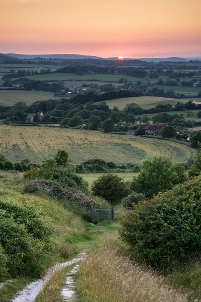 英語の田舎の風景イメージ夏夕景 — ストック写真