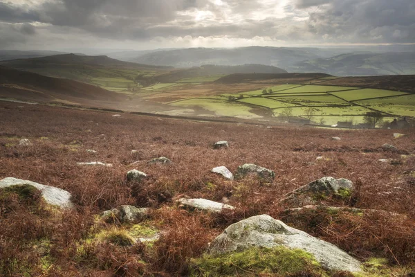 Hermoso paisaje de otoño de Hope Valley desde Stanage Edge — Foto de Stock