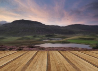Sunrise dağ manzarası muhteşem canlı renkleri ve beau ile