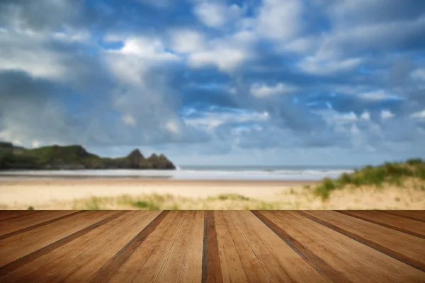 Bel cielo blu paesaggio mattutino su sabbia Tre scogliere Bay — Foto Stock