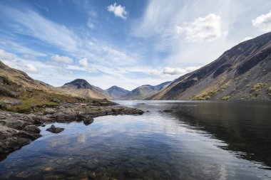 Wast su ve Lake District tepeler üzerinde Summ peyzaj çarpıcı
