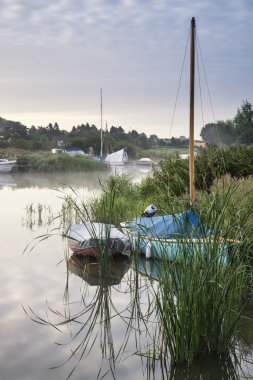 Norfolk karılar nehir peyzaj üzerinde güzel gündoğumu