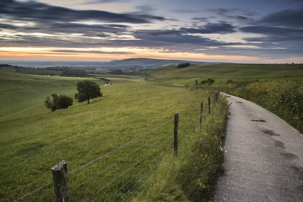 Güzel yaz günbatımı manzara South Downs Steyning kase — Stok fotoğraf