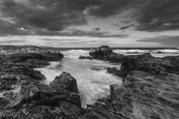 Bela paisagem do nascer do sol de Godrevy na costa da Cornualha em — Fotografia de Stock
