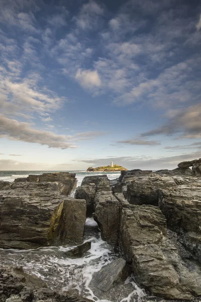 Schöne Sonnenaufgangslandschaft des godrevy Leuchtturms auf Kornwall co — Stockfoto