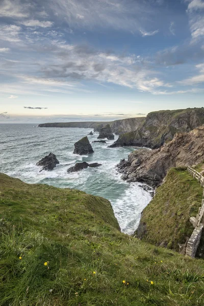 Stunning landcape image of Bedruthan Steps on Cornwall coast in — Stock Photo, Image