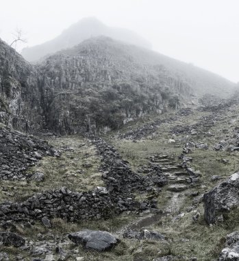 Yorkshire Dales kayalık tepede dramatik sonbahar sonbahar manzara