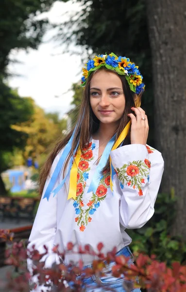 Досить Українська дівчина — стокове фото