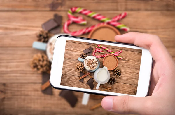 Das Konzept des Kochens von Weihnachtsschokolade . — Stockfoto