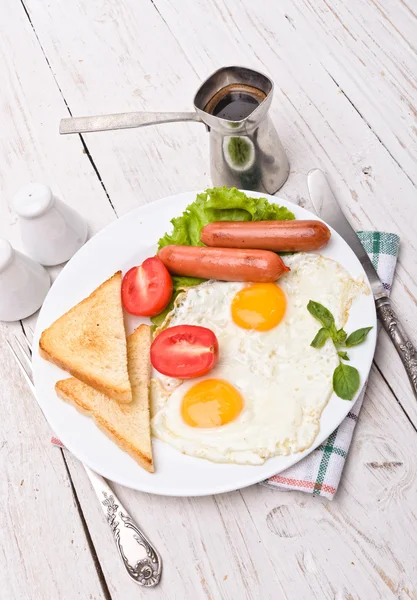 Breakfast with fried eggs. — Stock Photo, Image